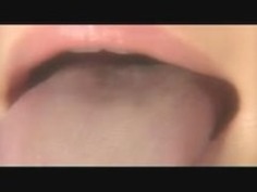 日本の深い舌キス唾