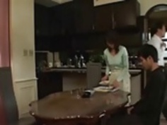 甘いませ母親（無修正）