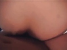 日本の女子高生は、吸引後に犯される