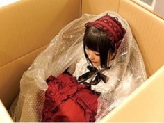 リアルラブドール’あず希’色白で未発達な身体を早速舐め回してチ○ポは破裂寸前ゴスロリ