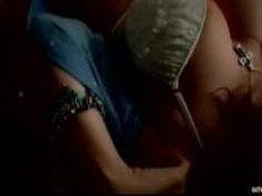 ギャル 乳首 色白 乳 インタビュー