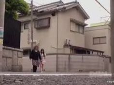 素人 美少女 潮吹き 変態 絶頂