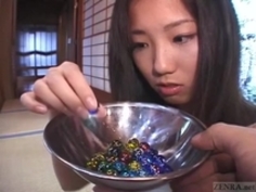 字幕付き日本CMNFの女子高生20ビー玉挿入