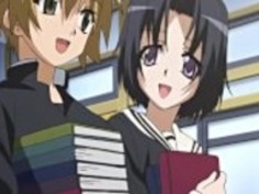 変態メイドは彼女のタイトなお尻を汲み上げます