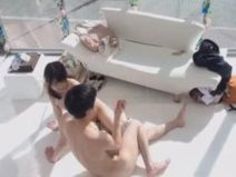 素人 盗撮 18歳 学生 ミラー号