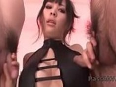 嫌な雄鶏の渇望