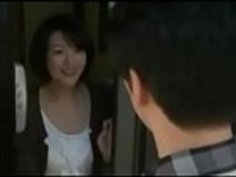 Datingsolo.com - 成熟した日本のステップモムは彼女のステップソンからこれを期待していなかった