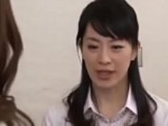 Pornallday.com - Horny BoysのためのMilf Hatano Yuiと和風スタイルのセックス教育