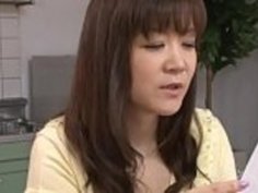 妄想狂いの美人妻 朝霧一花