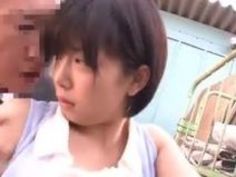 めちゃカワロリ娘が屋外で中年のおっさんに迫られているんだが！紗倉まな