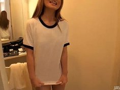 Bubbly Sakamoto Hikari teases the cameras