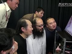 マジックミラーギロチン ～鏡の向こうでキモザーメン注入～ 2