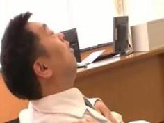 ヤラせてくれると噂の美人女医を叱ろうとした院長もすっかり顧客入りｗｗ iQoo