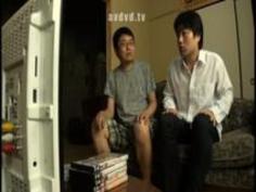 おばさんAV見てたの？　そうなの、興奮しちゃったからあなたイカせて！　友達のお母さんに誘われて中出しSEX！