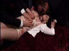 突然拉致され次から次へと肉棒をナマ挿入されて中出しされまくる性欲処理用肉便器