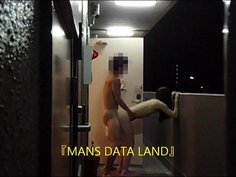 ☆唯ﾁｬﾝ☆　玄関で。。。住んでる人に見つかっちゃうよぉ。。。でも、、ﾄﾞｷﾄﾞｷ♪