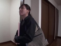 不動産屋勤務の私がカラダ張って契約をとってます1