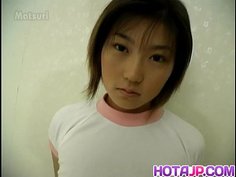 Shinobu has cunt shaved and gets vibrator