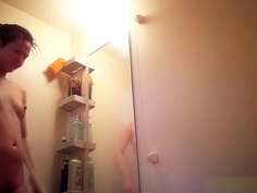 若妻の悲劇:シャワーを盗撮されて顔出しでネットに晒される