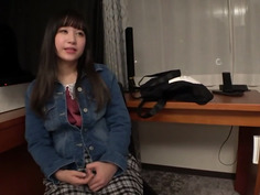 200GANA-2451 マジ軟派、初撮。 1609 身長147cmミニマム美少女！固いガードを破れば週5でオナる変態少女であることが判明！！#電マ#週5#すぐイクw 極キツマ●コにデカ●ンを飲み込み、膣奥で乱れる小さなカラダ♪