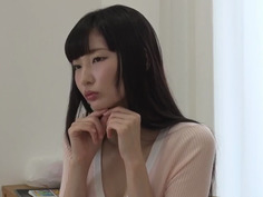 HUNTA-964-B 「ヤバい！デカい！お願い、ちょっとだけでいいから舐めさせて！！」勃起したら最後、義姉に何度も頼み込まれ、パンツ越しデカチンもっこりフェラ！