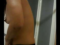 東京都●●区在住、元PTA副会長･綾乃の貧乳(脱衣)