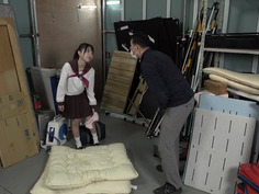 「気弱な子だと思ったら…」痴●したオヤジを死角に連れ込み精子が出なくなるまで説教射精させる痴女子○生