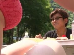 「声が…バレちゃぅ…」サークル仲間にバレないように声殺し青姦パコ