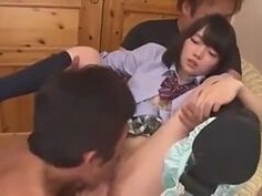 清純ＪＫが連続して入ってくる２本の巨根にノックアウトｗ