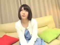 「ちょっとだけなら．．．☆」ウブカワＪＤに素股お願い！勃起チ○ポに擦られアンアン☆