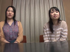 巨乳の奥様と娘が男だらけの混浴露天風呂に突撃！スケベ椅子持参で日頃の労をねぎらう夫のボディ洗いという過激ミッションでご無沙汰チ○ポもギン勃ち！欲求不満な奥様だけでなく娘まで発情して人前なのに近親相姦セックスしてしまうのか？