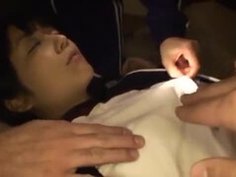 修学旅行の夜に女子の部屋に侵入して私物漁って好きな子に中出しして撤収する外道ｗｗ