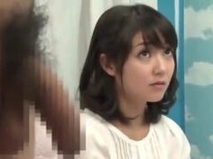 「やだ…見たくない」素人娘が目の前でセンズリを見せつけられ我慢出来なくなってしまうｗ