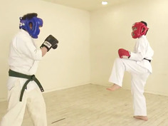 空手黒帯ショートカット幼妻 子作りの練習も兼ねてはじめてのナマ中出し 柚木結愛