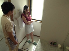 このたびウチの妻（28）がパート先のバイト君（20）にねとられました…→くやしいのでそのままAV発売お願いします。（NKKD-181）