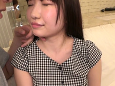 【初撮り】【新米メイド】【むっちり美BODY】19歳現役大学生の新米メイドが魅せる、誰にも教わっていない夜のご奉仕。小動物のような可愛い声で喘ぐ彼女を激しくピストンすれば… ネットでAV応募→AV体験撮影 1338