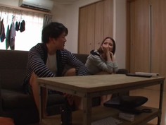 XVSR-466 LOVE AIR 結婚して東京に行った元カノが帰省して過ごした4日間 友田彩也香