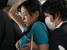 乳首いじり電車～勃起ちくびを執拗につまみ上げられイキ堕ちる人妻～ 加治史奈